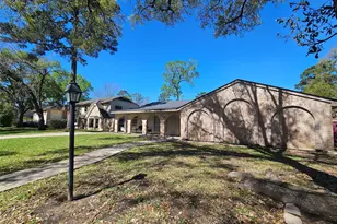 710 Enchanted River Dr, Spring, TX 77388 - Photo 2