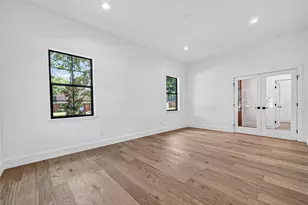 4802 Hummingbird St, Houston, TX 77035 - Photo 6