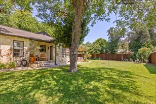 968 Mulberry Ave, New Braunfels, TX 78130 - Photo 32