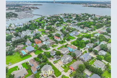 920 Grove Road, Clear Lake Shores, TX 77565 - Photo 4