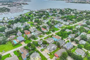 920 Grove Rd, Clear Lake Shores, TX 77565 - Photo 4