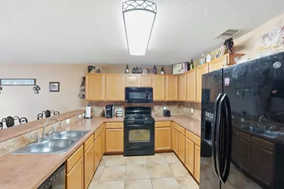 5407 Echinacea Circle, Baytown, TX 77521 - Photo 6
