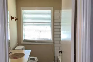 411 E Alabama St, Wharton, TX 77488 - Photo 8