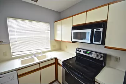 2910 Grants Lake Boulevard #601, Sugar Land, TX 77479 - Photo 10