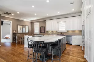 1123 Du Barry Ln, Houston, TX 77018 - Photo 14