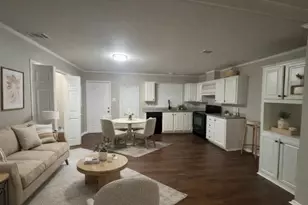 11727 Greenglen Dr, Houston, TX 77044 - Photo 2