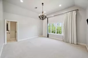 601 Lindenwood Dr, Houston, TX 77024 - Photo 24