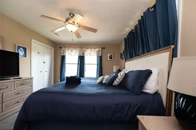 4729 Jolly Roger Road, Jamaica Beach, TX 77554 - Photo 24