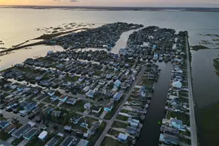 4729 Jolly Roger Rd, Jamaica Beach, TX 77554 - Photo 44