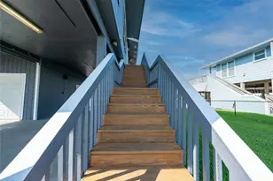 4729 Jolly Roger Rd, Jamaica Beach, TX 77554 - Photo 8