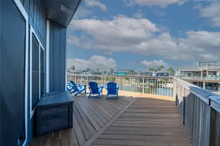 4729 Jolly Roger Rd, Jamaica Beach, TX 77554 - Photo 12