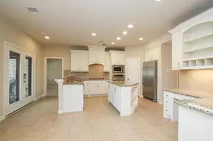 11722 Spriggs Way, Houston, TX 77024 - Photo 16