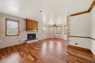 1301 W Viejo Dr, Friendswood, TX 77546 - Photo 18