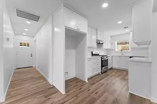 1507 N Durham Dr, Houston, TX 77008 - Photo 12