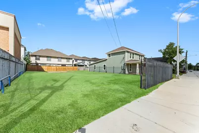 1507 N Durham Drive, Houston, TX 77008 - Photo 30