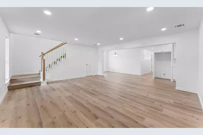 1507 N Durham Drive, Houston, TX 77008 - Photo 6