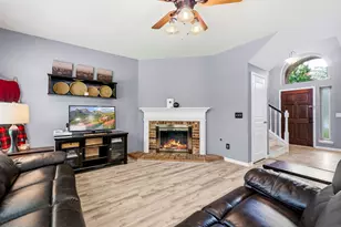 166 S Holly Laurel Cir, The Woodlands, TX 77382 - Photo 6