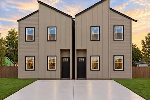 9812 Bucroft St, Houston, TX 77029 - Photo 1
