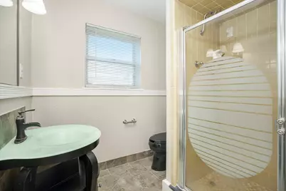 2701 3rd Avenue N, Texas City, TX 77590 - Photo 12