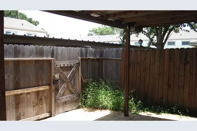 14461 Still Meadow Drive, Houston, TX 77079 - Photo 32