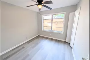 2819 Dragonwick Dr, Houston, TX 77045 - Photo 14