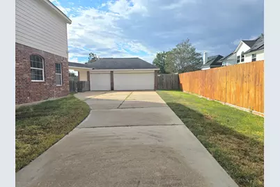 20315 Lakeland Falls Drive, Cypress, TX 77433 - Photo 4