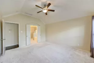 18118 Golden Falls Ln, Spring, TX 77379 - Photo 32