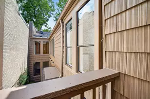 3621 Yupon St, Houston, TX 77006 - Photo 24