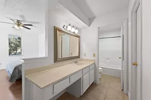 7715 Candlegreen Ln, Houston, TX 77071 - Photo 20