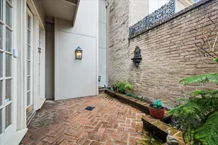 7507 Del Monte Dr, Houston, TX 77063 - Photo 10