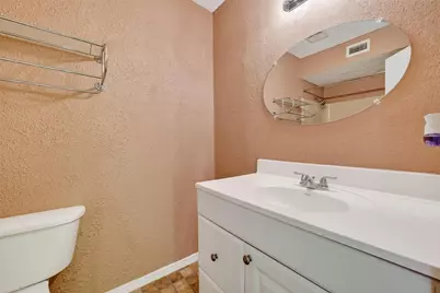 11002 Hammerly Boulevard #69, Houston, TX 77043 - Photo 30