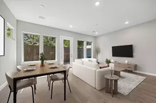 5211 Amber Sunrise Dr, Houston, TX 77018 - Photo 4