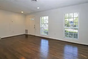 728 E 13th, Houston, TX 77008 - Photo 2