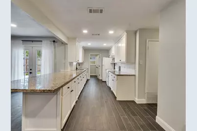 2123 Quail Valley East Drive, Missouri City, TX 77459 - Photo 32