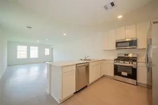 6147 Sunburst Scarlet St, Katy, TX 77493 - Photo 2