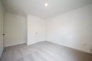 6147 Sunburst Scarlet St, Katy, TX 77493 - Photo 12
