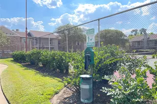 2800 Jeanetta St, Houston, TX 77063 - Photo 32