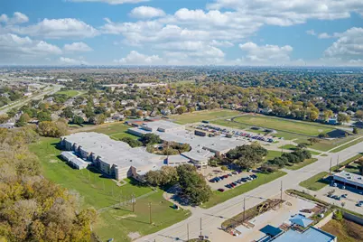 17103 Canterbury Green Court, Sugar Land, TX 77498 - Photo 30