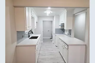 9713 Yuma Street, Houston, TX 77029 - Photo 4