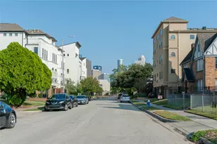 405 W Clay St, Houston, TX 77019 - Photo 22