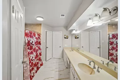 6511 Las Brisas Drive, Houston, TX 77083 - Photo 12