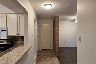 856 Wax Myrtle Ln, Houston, TX 77079 - Photo 10