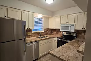 856 Wax Myrtle Ln, Houston, TX 77079 - Photo 8