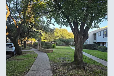 856 Wax Myrtle Lane, Houston, TX 77079 - Photo 22