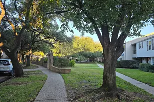 856 Wax Myrtle Ln, Houston, TX 77079 - Photo 22