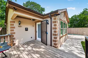 7030 Sidney St, Houston, TX 77021 - Photo 4