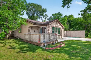 7030 Sidney St, Houston, TX 77021 - Photo 1