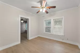 1302 Ryon St, Houston, TX 77009 - Photo 24