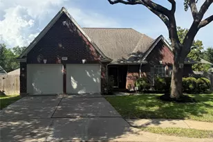 11807 McKinney Falls Ct, Sugar Land, TX 77498 - Photo 1