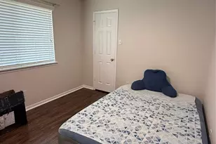 11807 McKinney Falls Ct, Sugar Land, TX 77498 - Photo 14